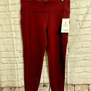 Athleta Altitude Stash Pocket Leggings